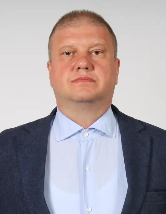 Mihai Militaru, broker de credite din Galați: de la Liceul de Marină la brokerajul de credite